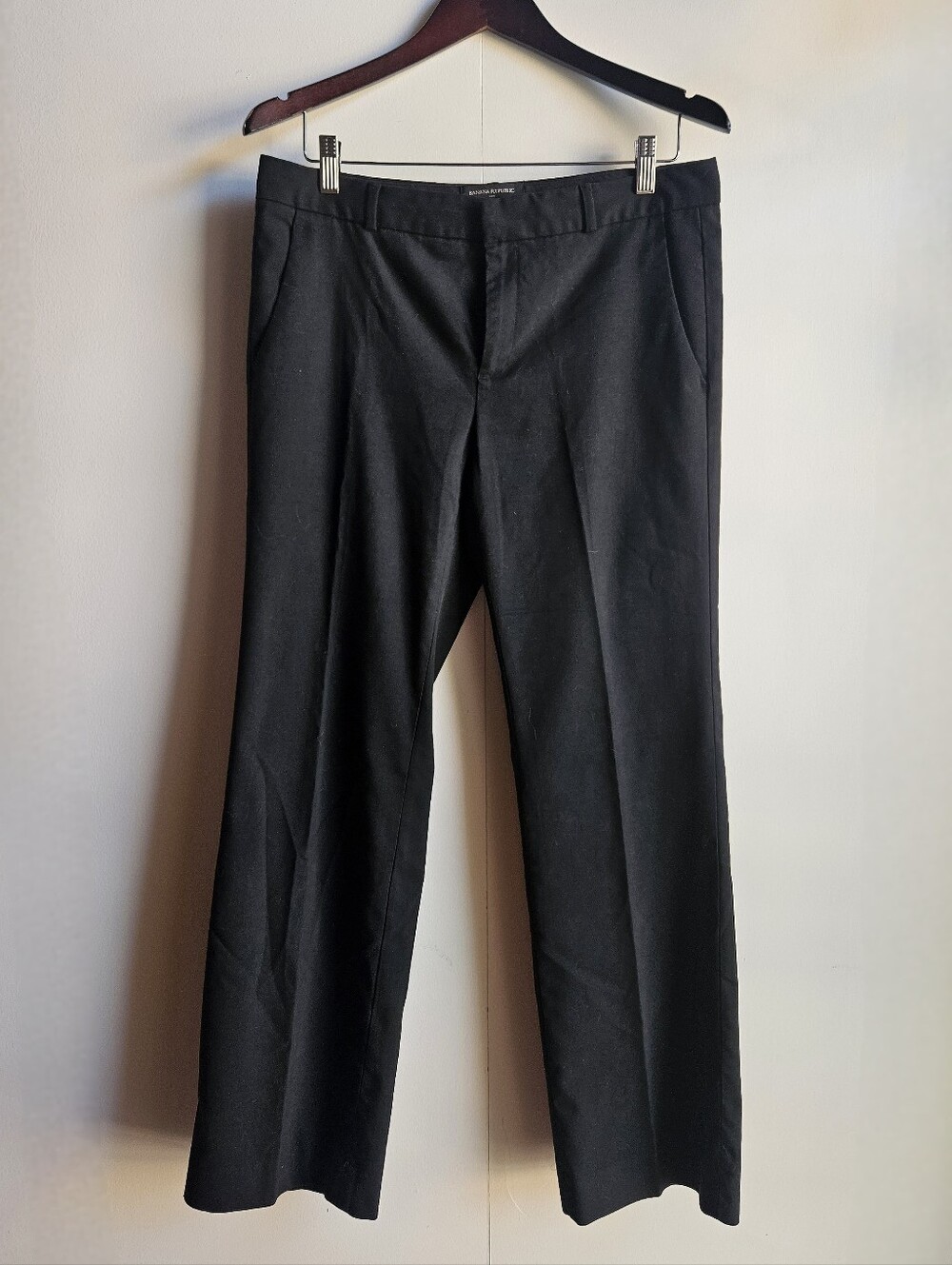 Banana Republic Factory Logan Classic Black Tailored Trouser in Women's 8